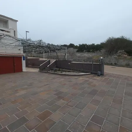 Гостевой дом Jelena Примоштен