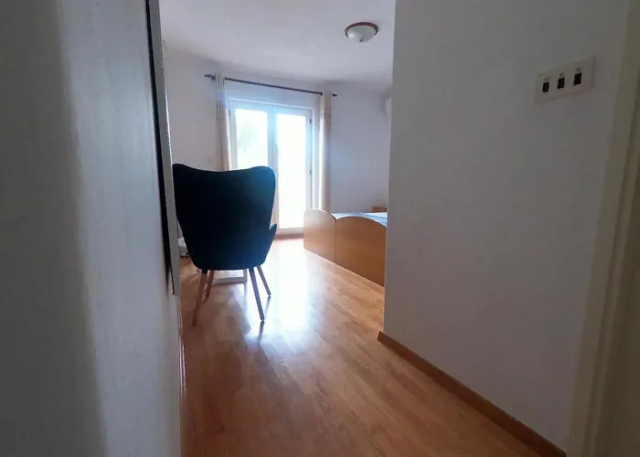 Jelena 4* Primošten