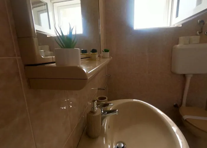 Jelena 4* Primošten